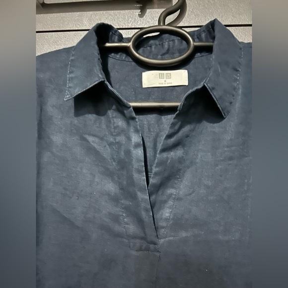 Uniqlo skipper linen blouse. Size M. Used gently - Picture 3 of 7